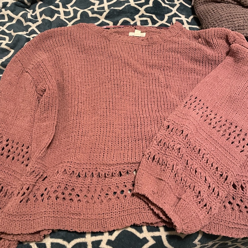 Cupio Ballon Sleeved Soft Sweater